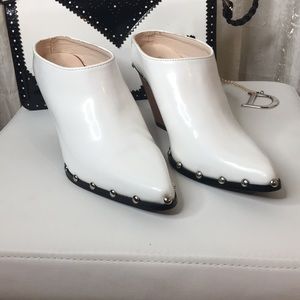 Cape Robbin White Mules / Booties